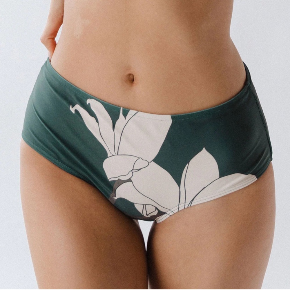 Albion Emerald Green Tiger Lily Midi Swim Bottoms